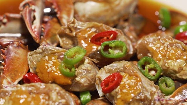 짭조름하게 간이 잘 밴 간장게장