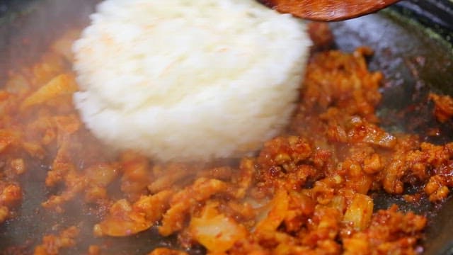 양대창 양념구이에 볶는 밥