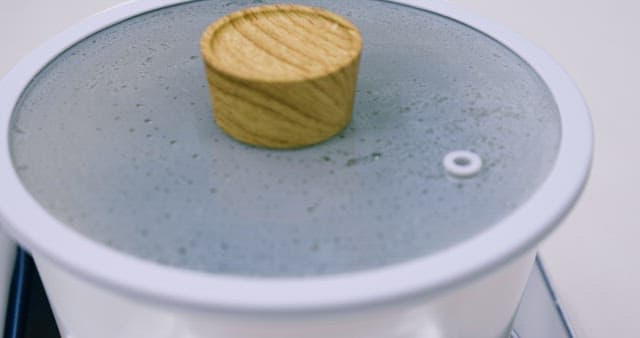 보글보글 끓고 있는 시금치 된장국