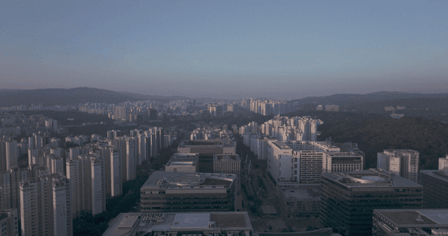 City view with mountains in distance