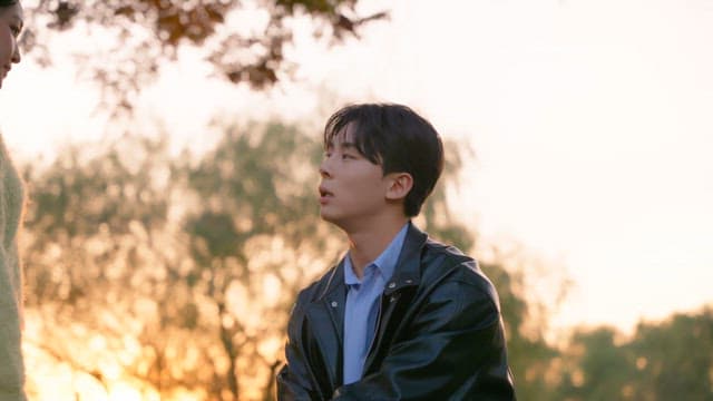 다툼 중에 짜증을 내는 남자