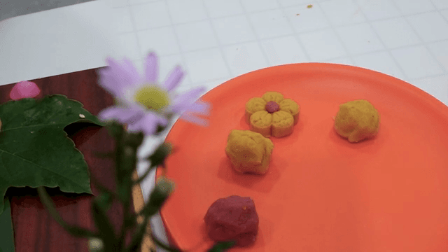 꽃과 전통 한국 과자