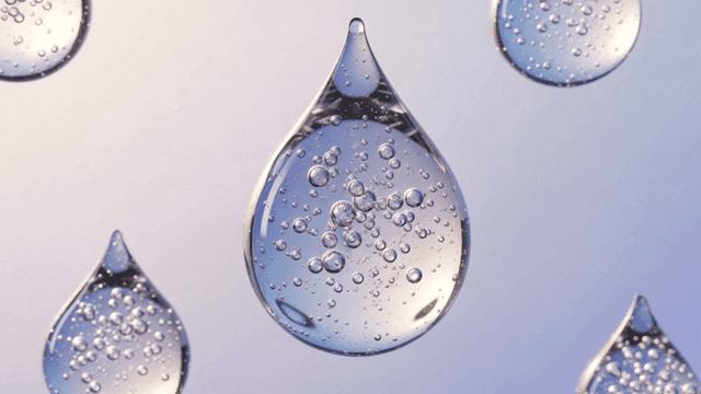 Close-up of water droplet with bubbles
