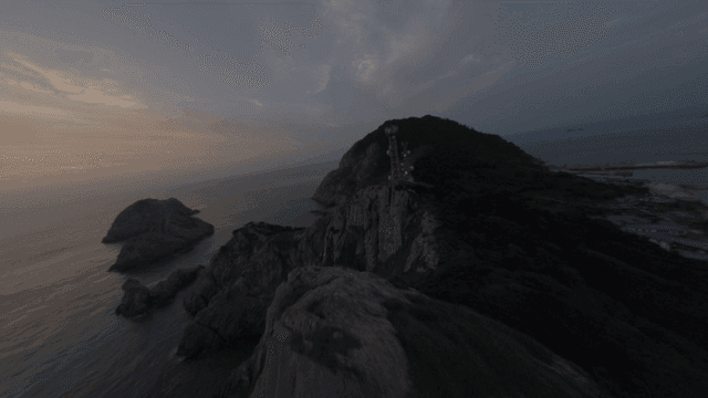 새벽의 산과 바다