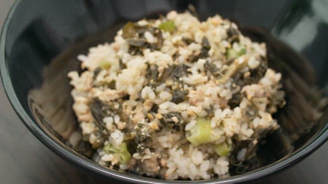 Appetizing and hearty rice with fresh dried radish greens