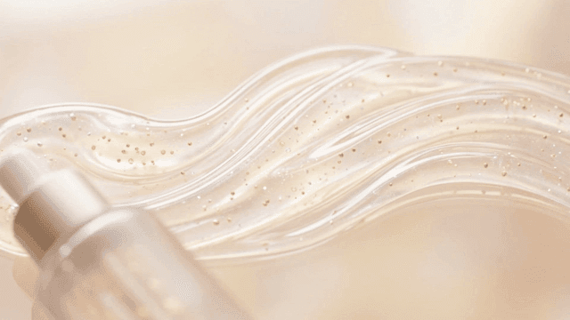 Transparent formulation of cosmetics containing particles