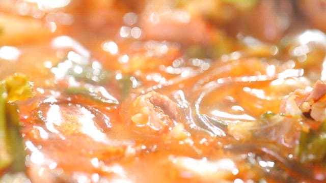 Spoonful of small intestine hot pot