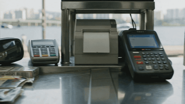 Checkout counter with payment devices