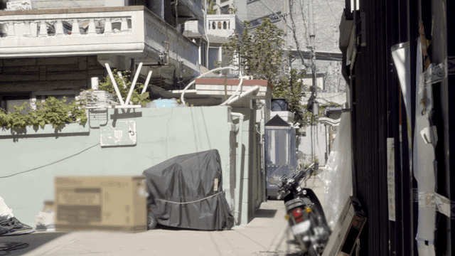 주거 지역의 조용한 골목길