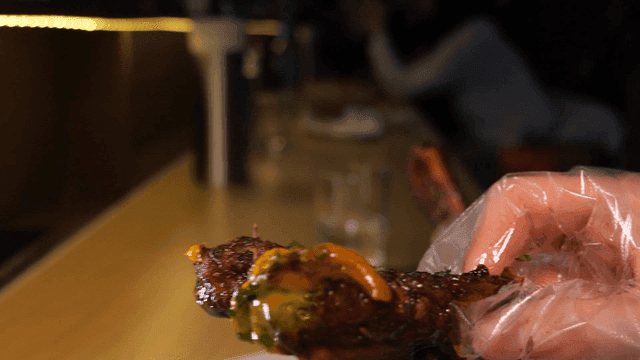 Seasoned ribs with rich sauce
