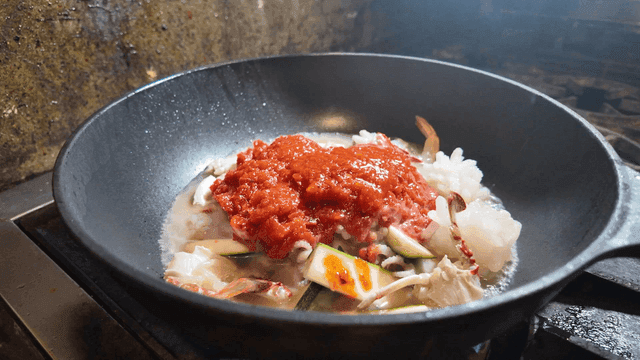 Tomato seafood stew with seafood and vegetables