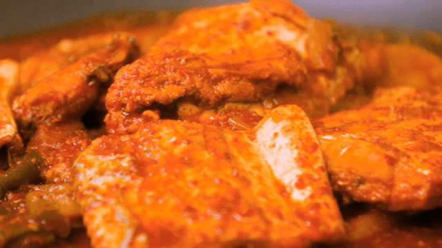 빨간 양념의 갈치조림