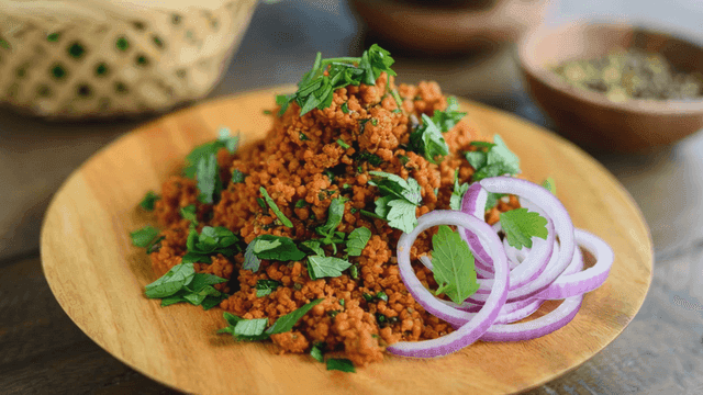 Bulgur salad with fresh herbs