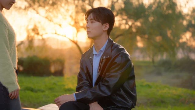 다툼 중에 짜증을 내는 남자