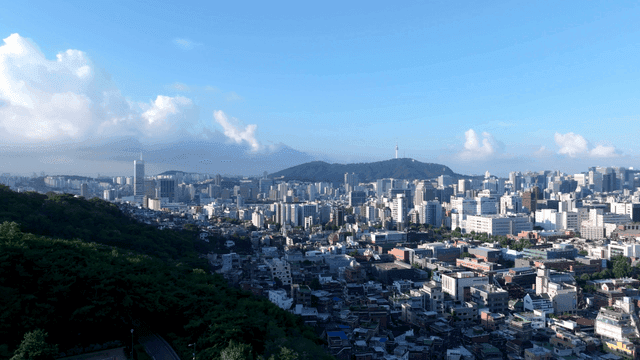 도시 스카이라인의 파노라마 시점