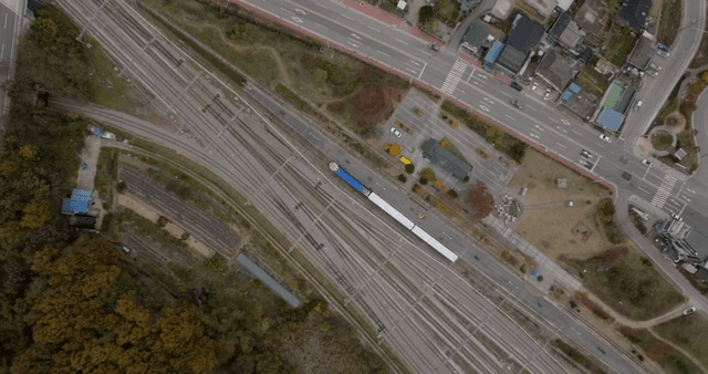 기차역과 도로의 항공 뷰