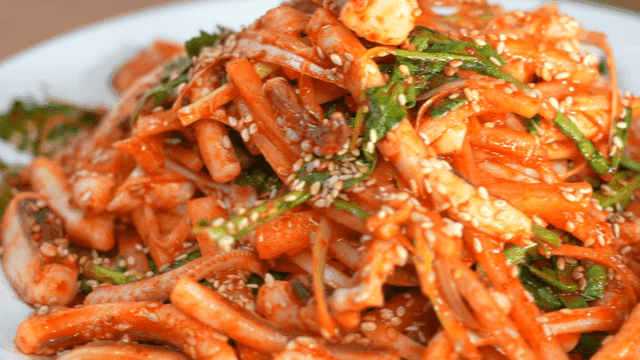 Spicy seasoned squid with vegetables