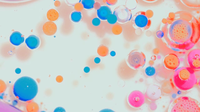 Colorful bubbles in mixed liquid