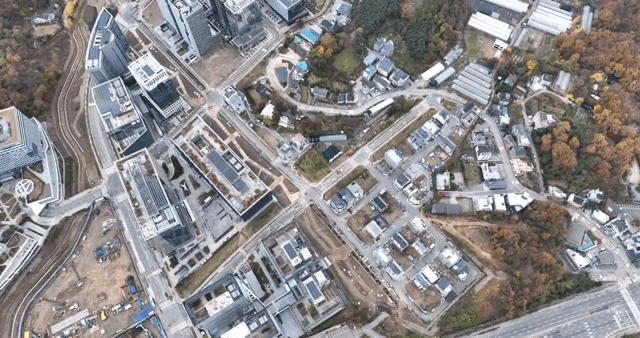 현대 도시 경관의 항공 뷰