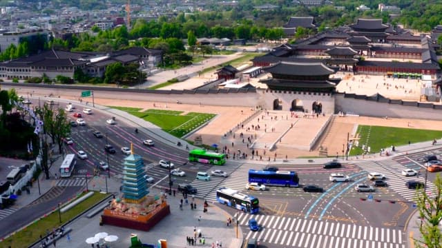 Crowded Gwanghwamun in Downtown