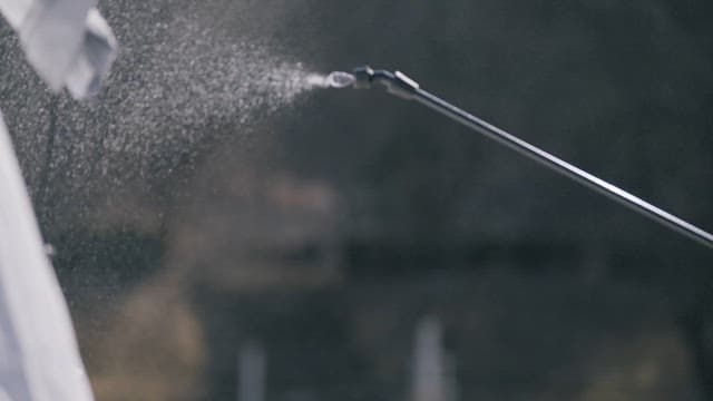 응급 텐트를 방역하는 분무 소독기