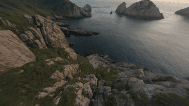 바위 절벽이 있는 아름다운 해안선