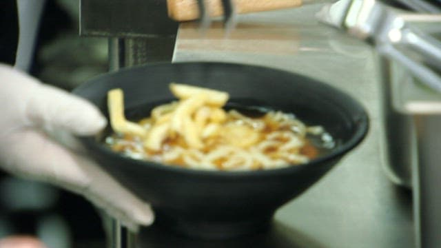 Garakguksu being prepared in a kitchen