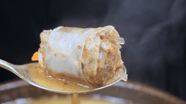 김이 나는 순댓국