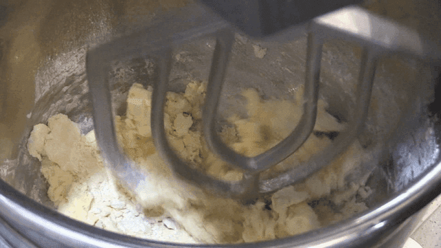 균일하게 반죽이 섞이는 업소용 반죽기