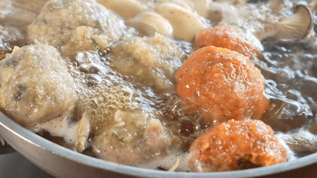 Dumplings in Korean hot pot