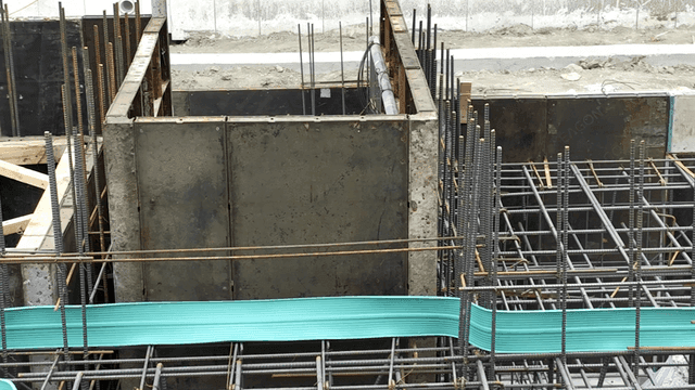 Construction site with steel framework