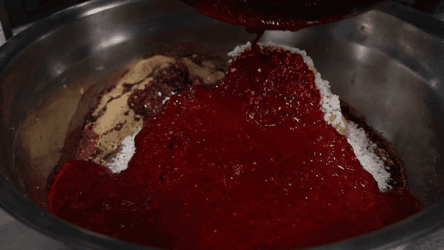 Spicy sauce poured into basin