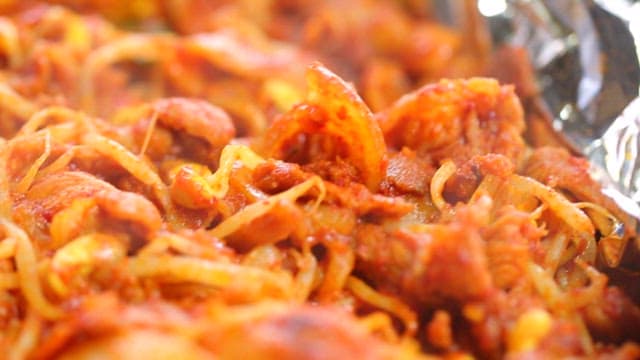 콩나물이 들어간 매콤한 돼지불고기