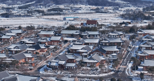 Traditional Korean village in winter