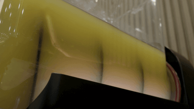 Rotating beverage dispenser with juice