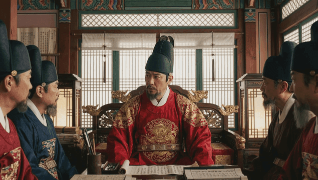 Traditional Korean officials in a meeting