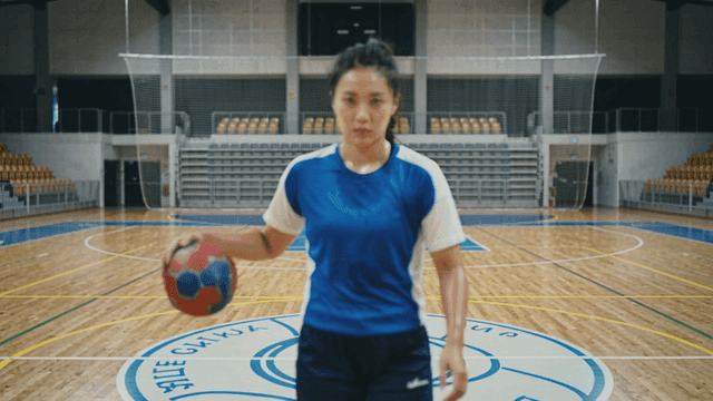 Handball athlete focusing at gym