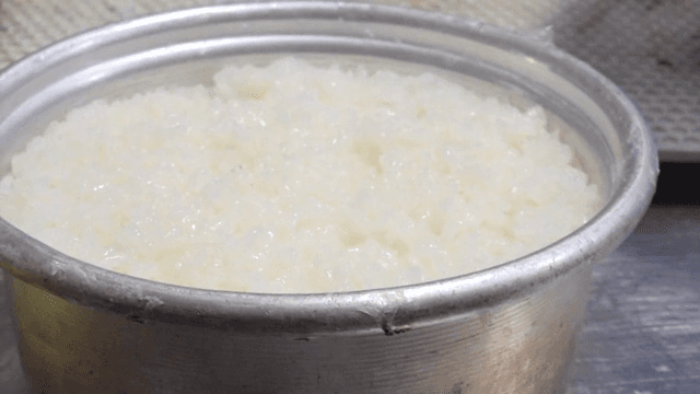 A pot of freshly cooked rice