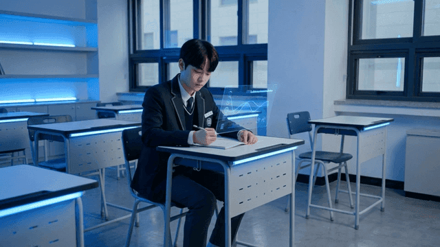 홀로그램 디스플레이로 공부하는 학생