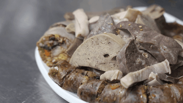 Plate containing Abai sundae and liver