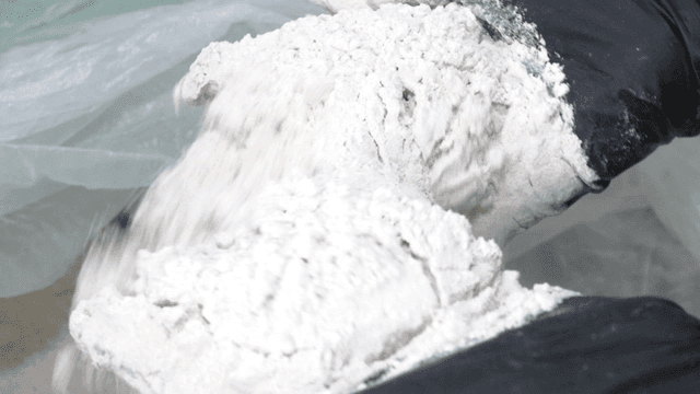 곱게 갈린 메밀 가루