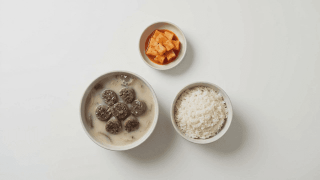 Sundaegukbap, rice, and kkakdugi