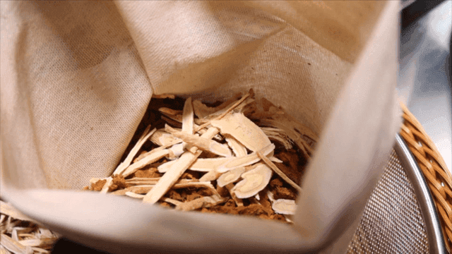 면포에 담긴 약재들