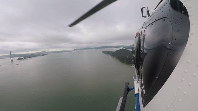 헬리콥터에서 본 해안 지역의 항공 전망