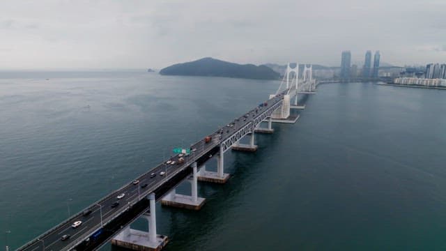 Long bridge connecting the city over the sea