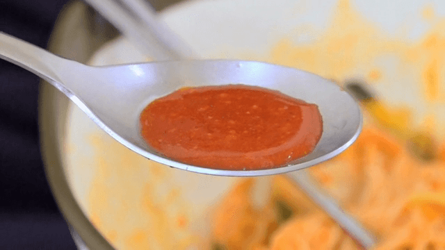 Spicy sauce for spicy noodles