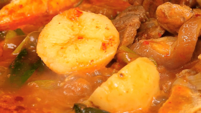 Spicy Korean stew with potatoes and Braised Pig's feet