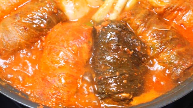 뜨끈하고 푸짐한 김치말이 두부찌개