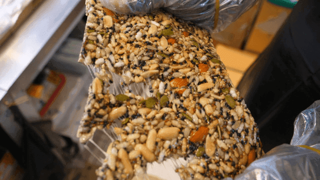 손으로 찢는 강정